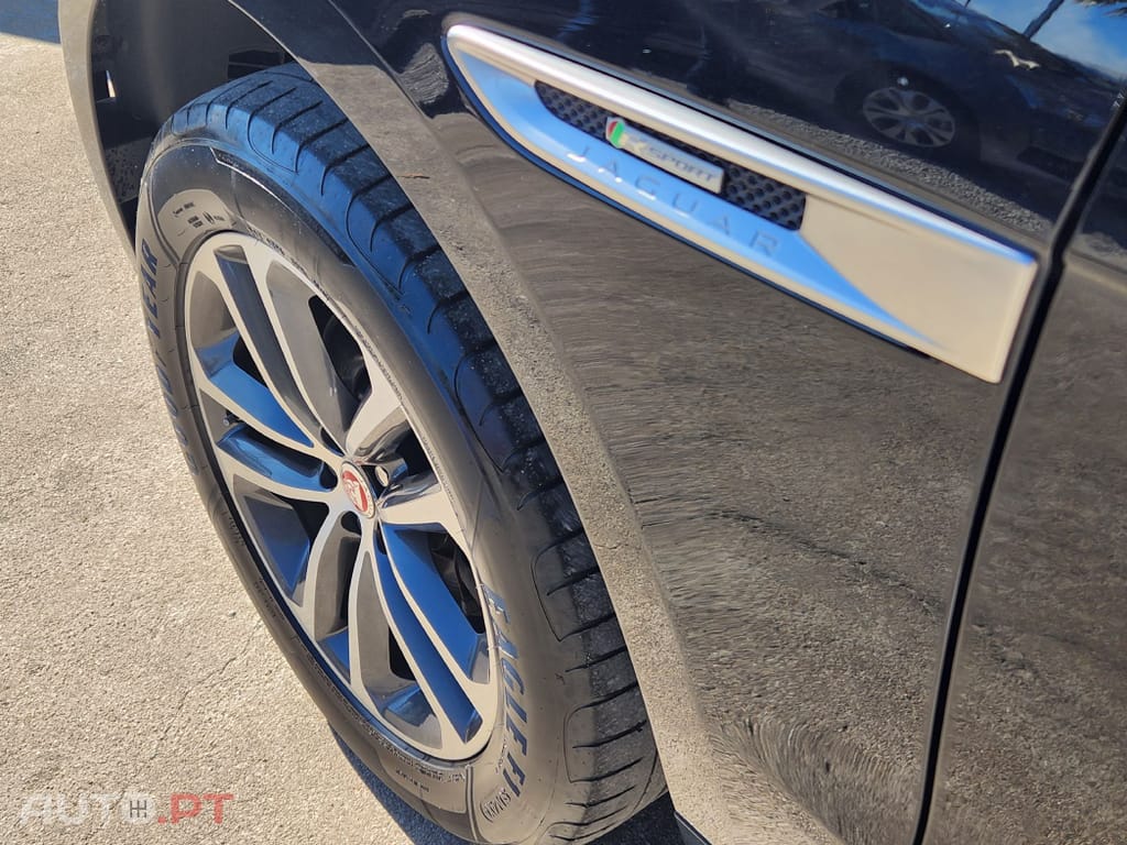 Jaguar F-Pace 2.0 i4D R-Sport