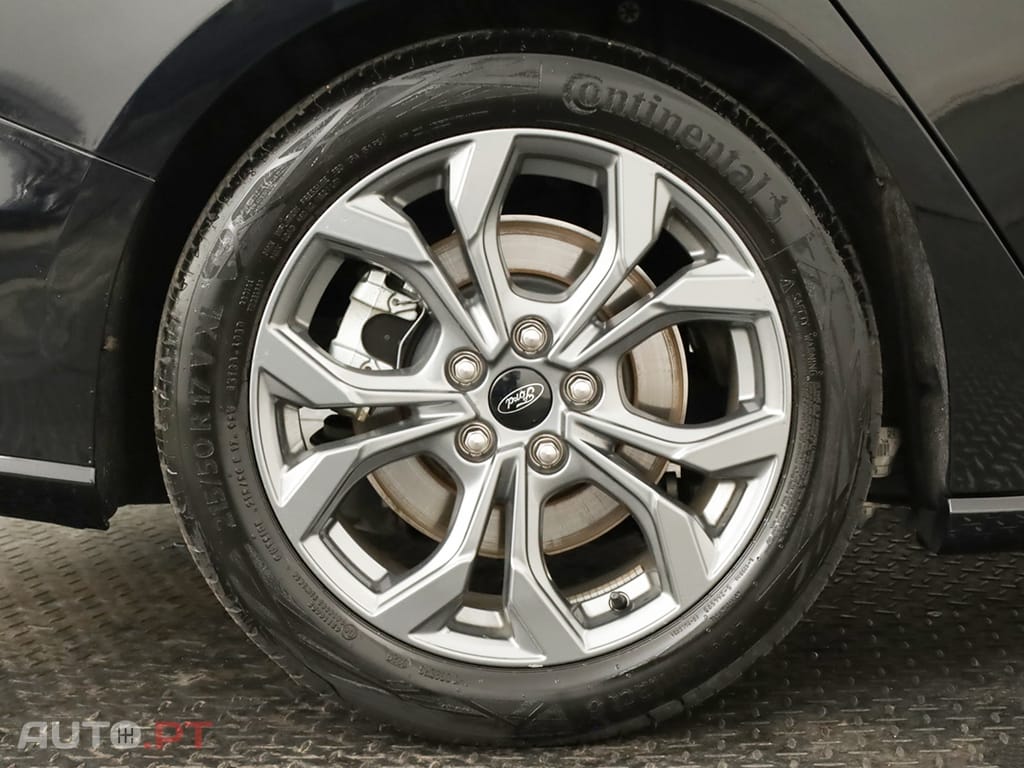 Ford Focus Focus SW 1.0 EcoBoost MHEV ST-Line X Aut.