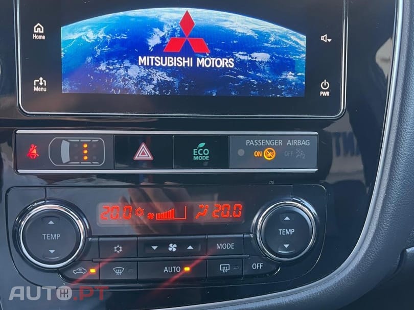 Mitsubishi Outlander 2.4 Instyle