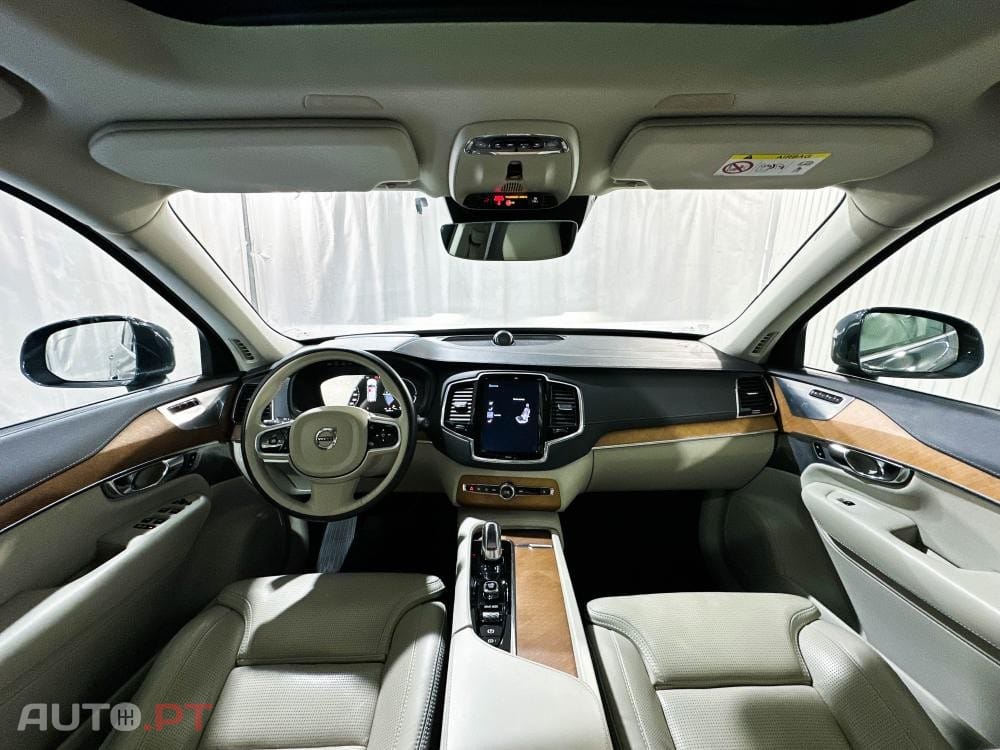 Volvo XC90 T8 AWD Twin Engine Geartronic Inscription