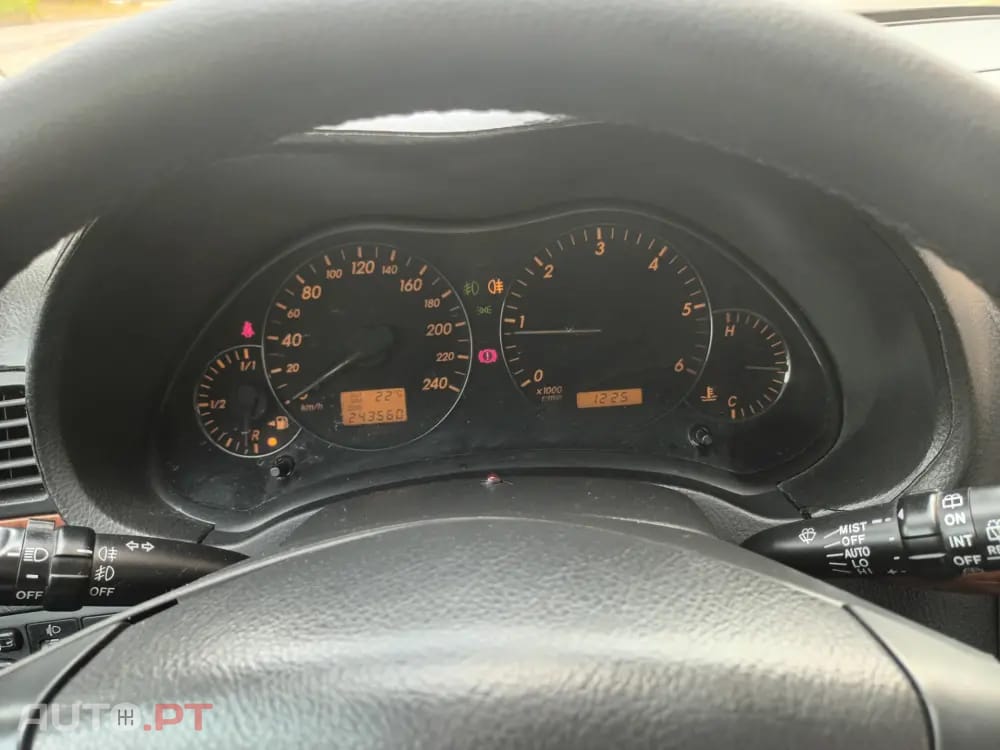 Toyota Avensis 2.0 D-4D Sol