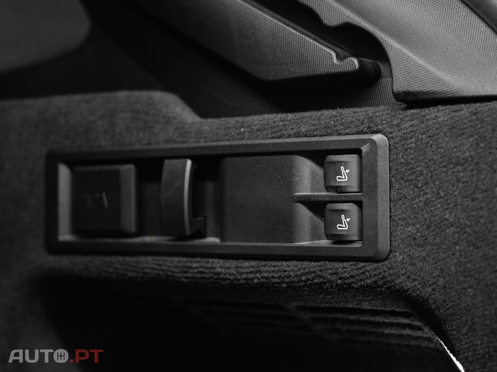 BMW 330 e Touring Pack M Auto