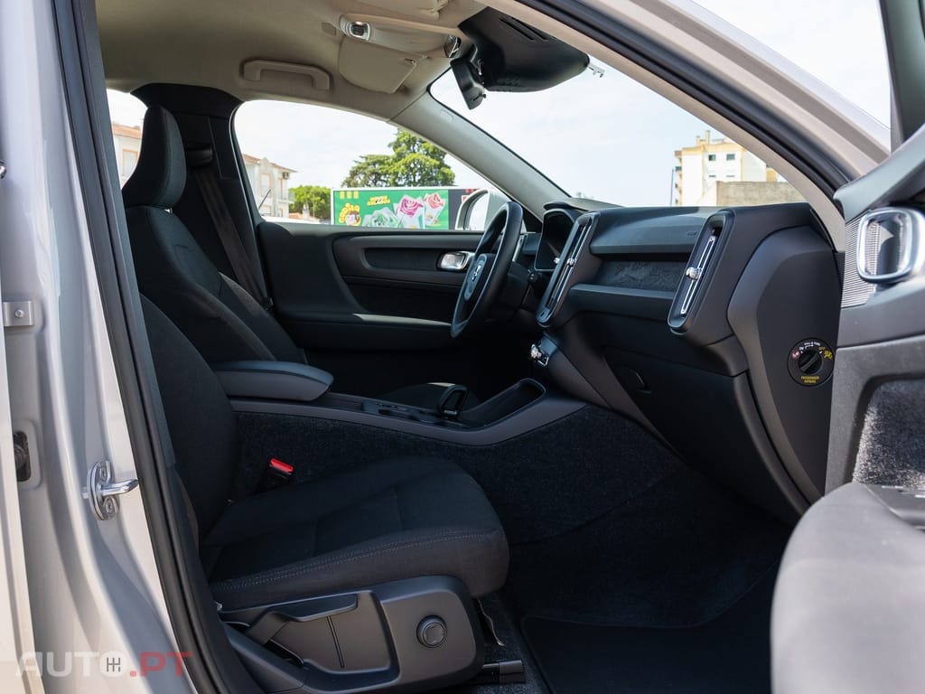 Volvo XC40 1.5 T4 PHEV Essential