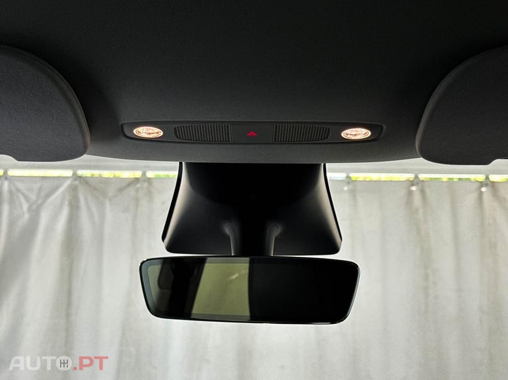 Tesla Model Y Long Range Dual Motor AWD