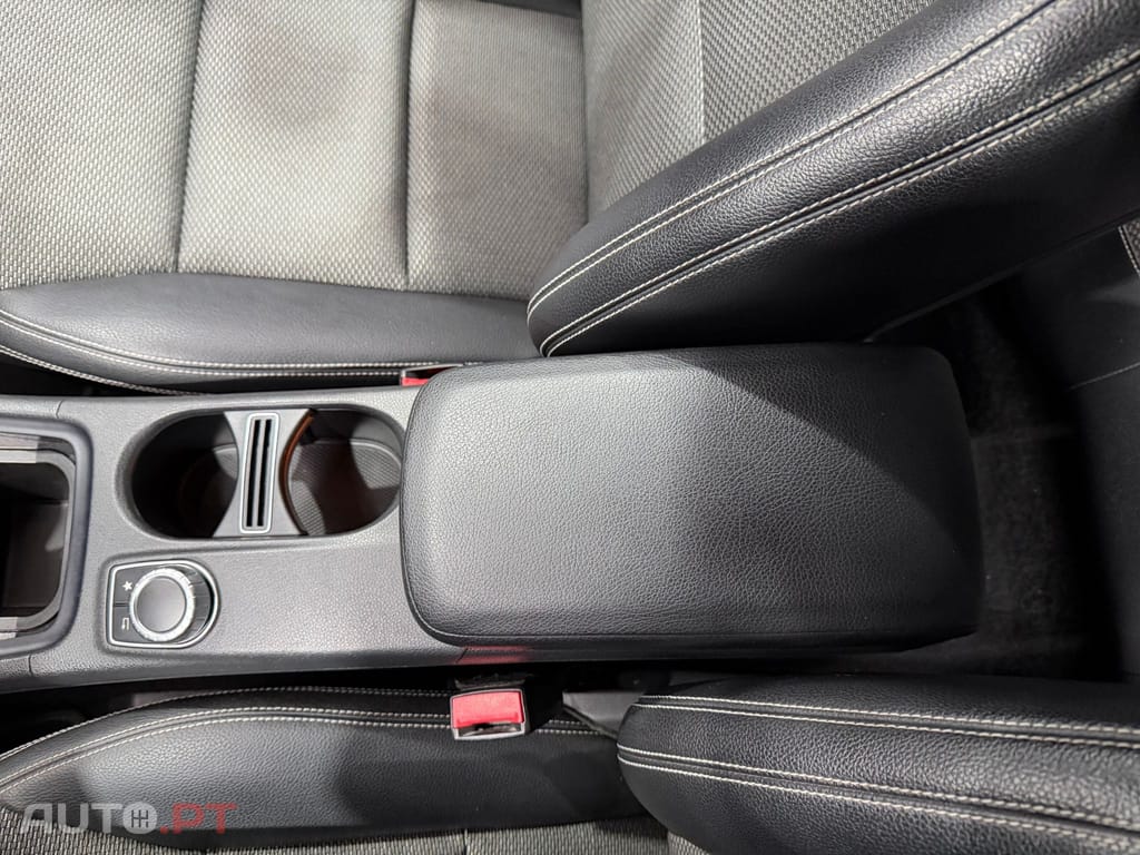 Mercedes-Benz CLA 180 d Shooting Brake