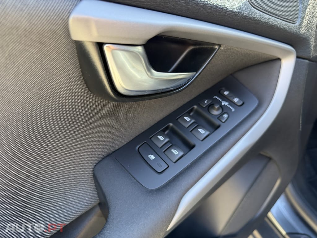 Volvo V40 Cross Country 2.0 D3 Plus