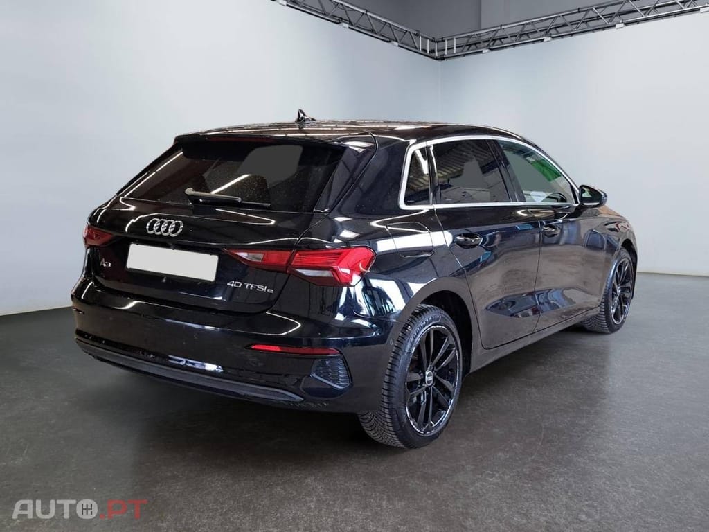 Audi A3 Sportback 40 TFSIe S Tronic Design Luxe
