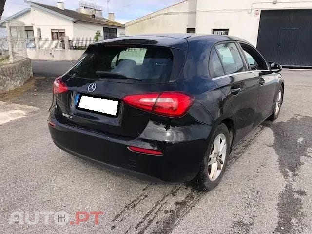 Mercedes-Benz A 180 d Style Plus Aut.
