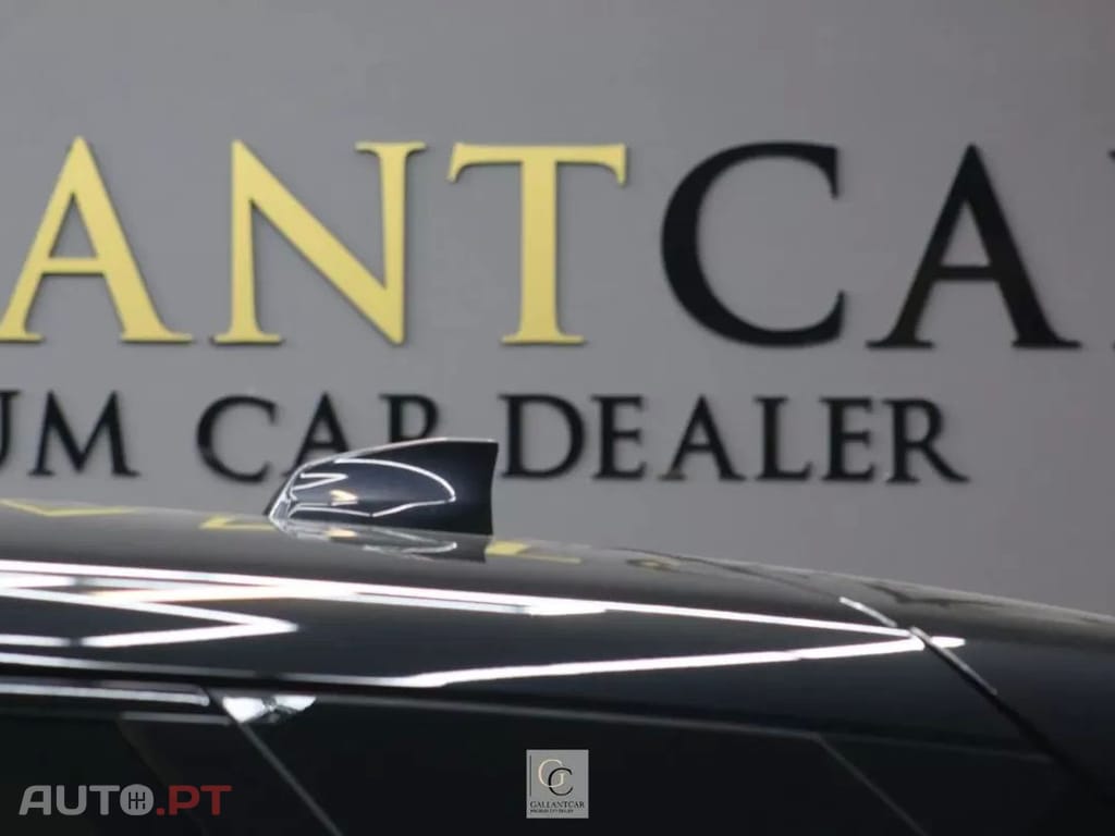 Land Rover Evoque 1.5 P300e AWD Dynamic SE