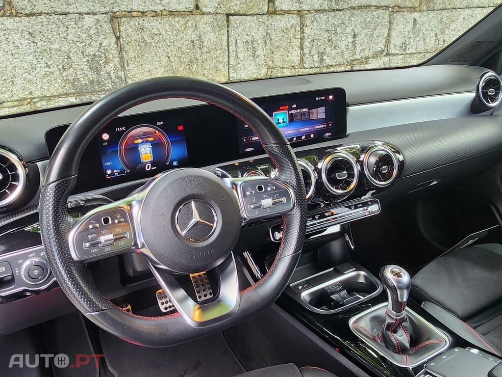 Mercedes-Benz A 180 d AMG Line