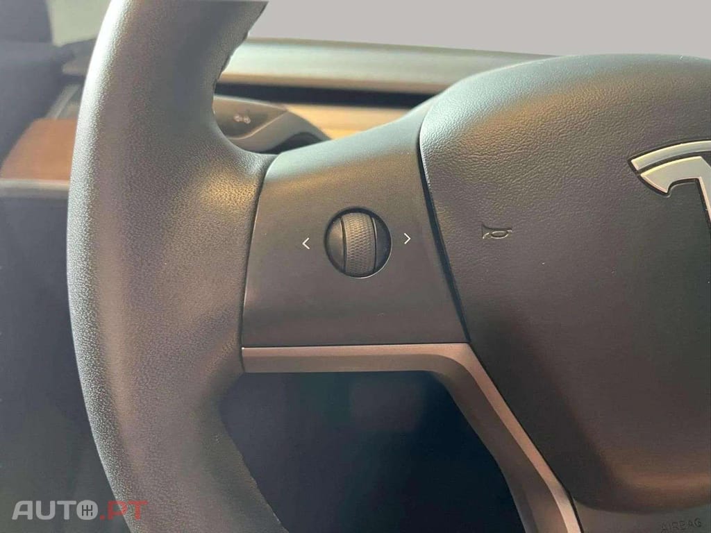 Tesla Model 3 Standard Range
