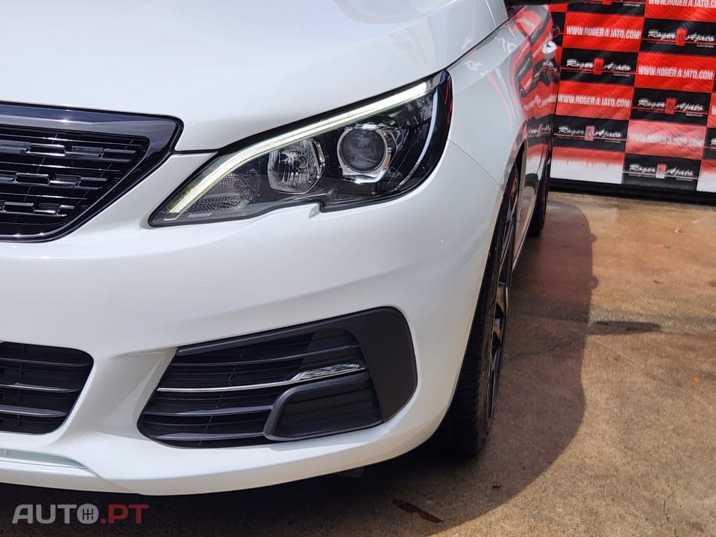 Peugeot 308 1.5 BlueHDi Business Line