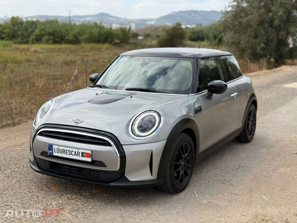 MINI Cooper Premium First Essential