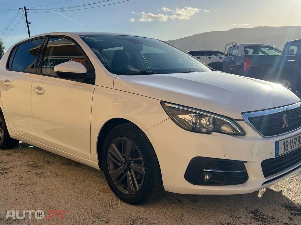 Peugeot 308 1.5 BlueHDi Allure Pack