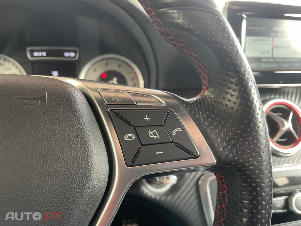 Mercedes-Benz A 200 AMG Line