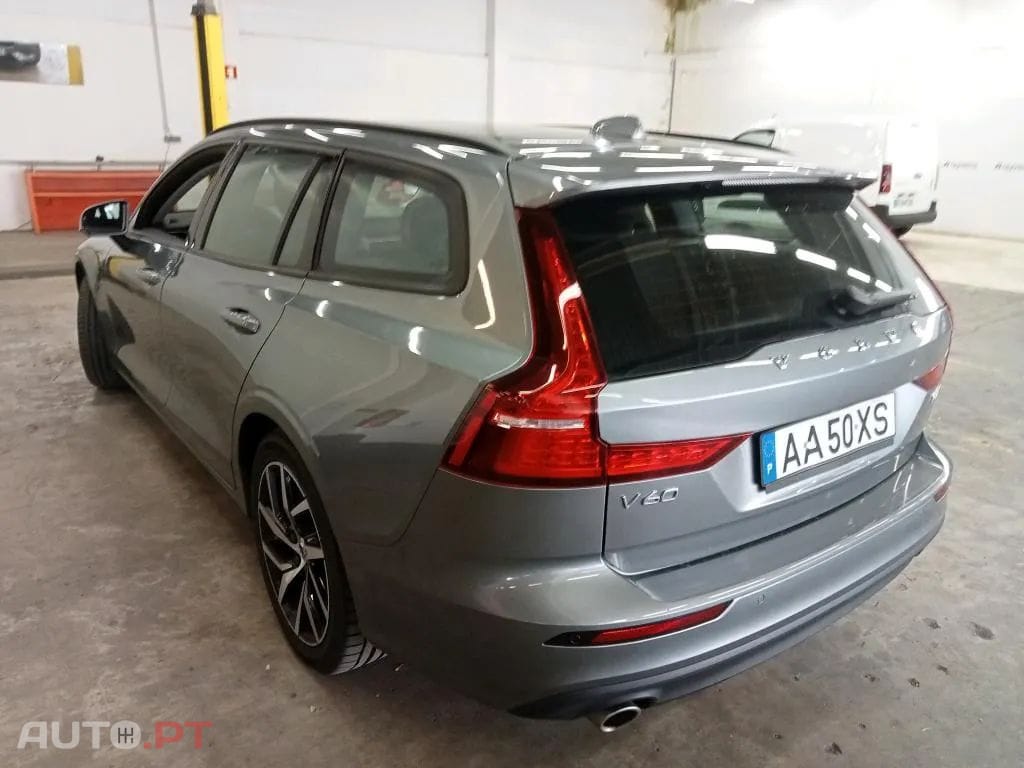 Volvo V60 2.0 T8 AWD TE Momentum