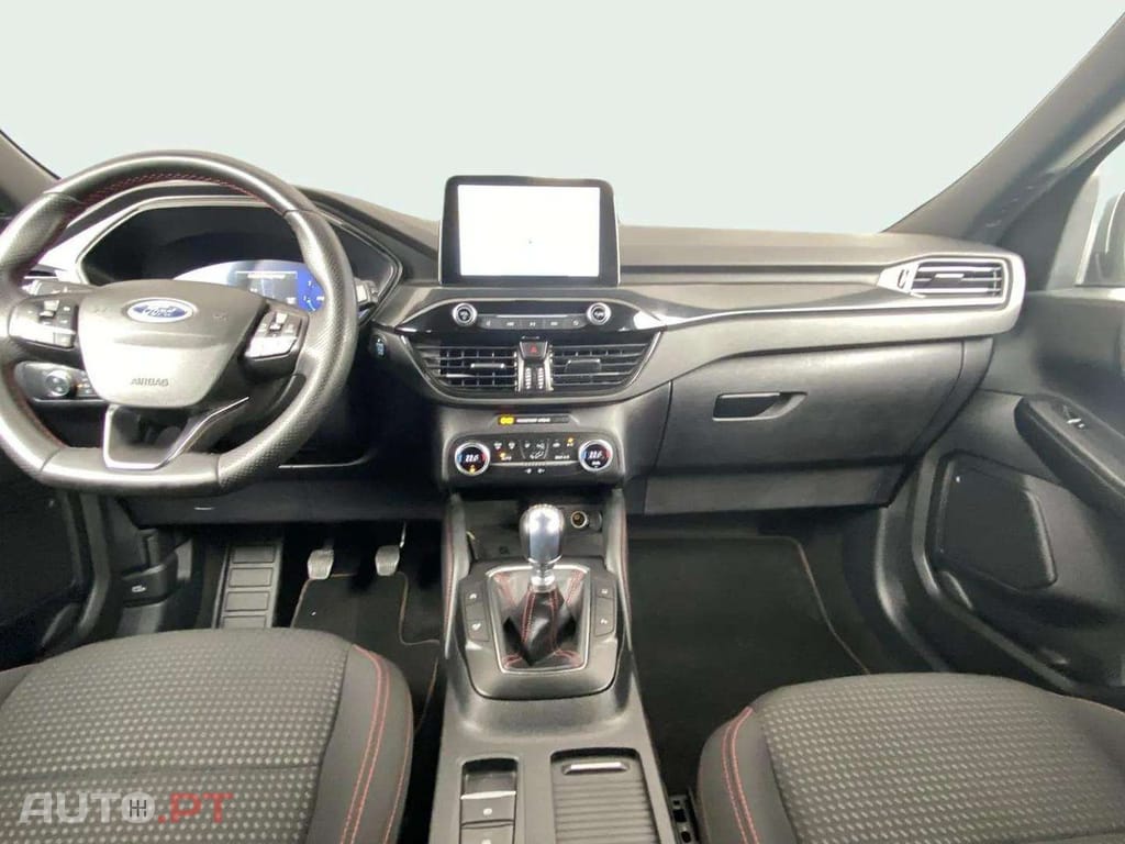 Ford Kuga 1.5 TDCi EcoBlue ST-Line