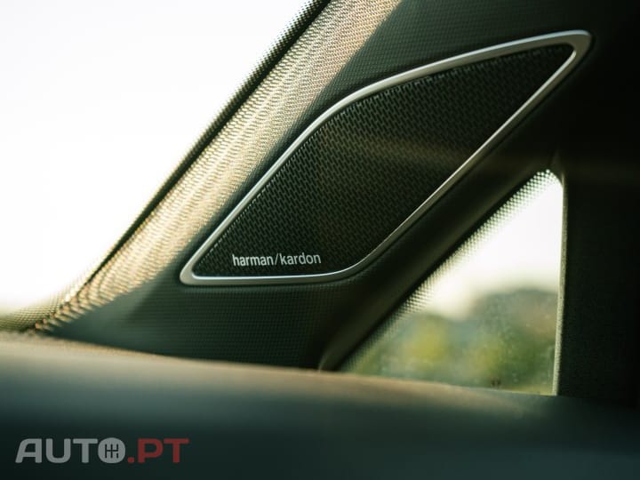 Volkswagen Golf 2.0 TSI R DSG