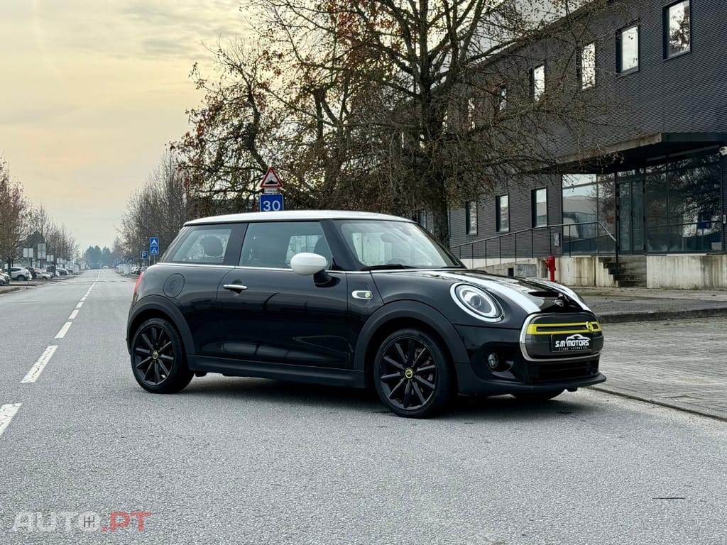 MINI Cooper Cooper SE