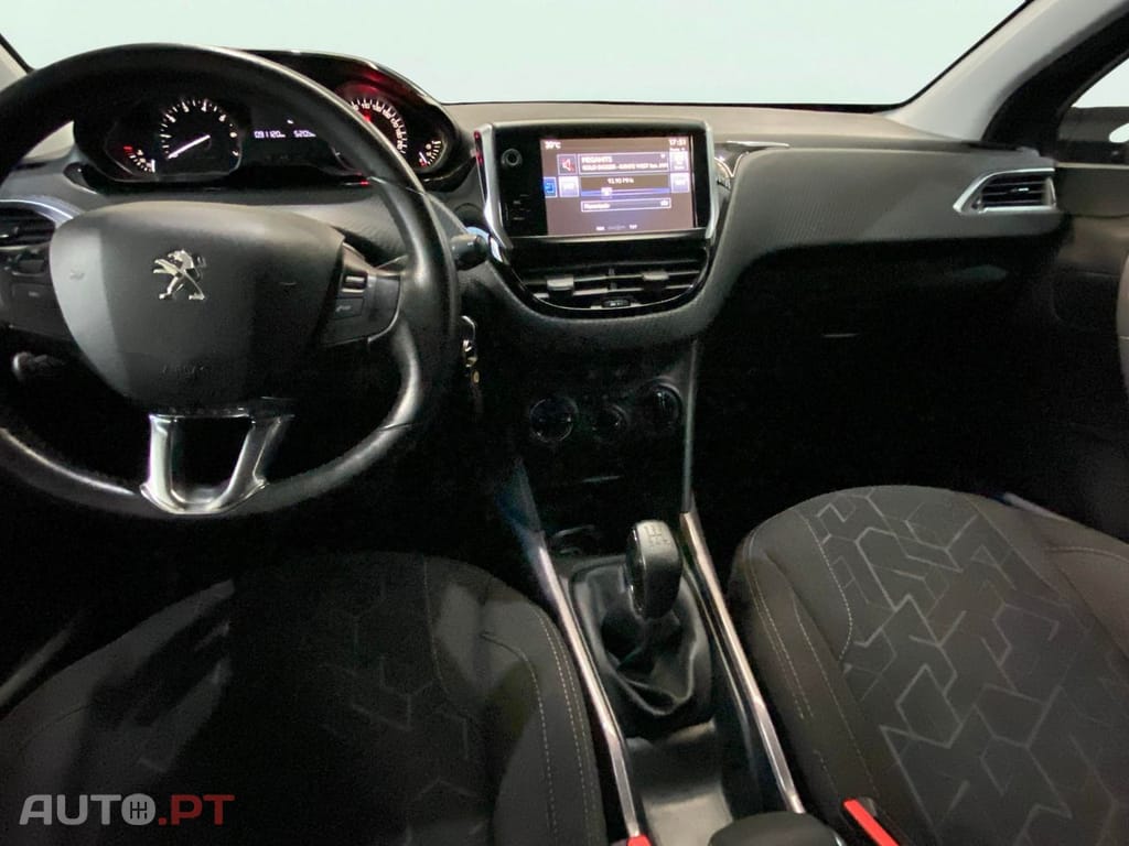 Peugeot 2008 1.2 PureTech Active