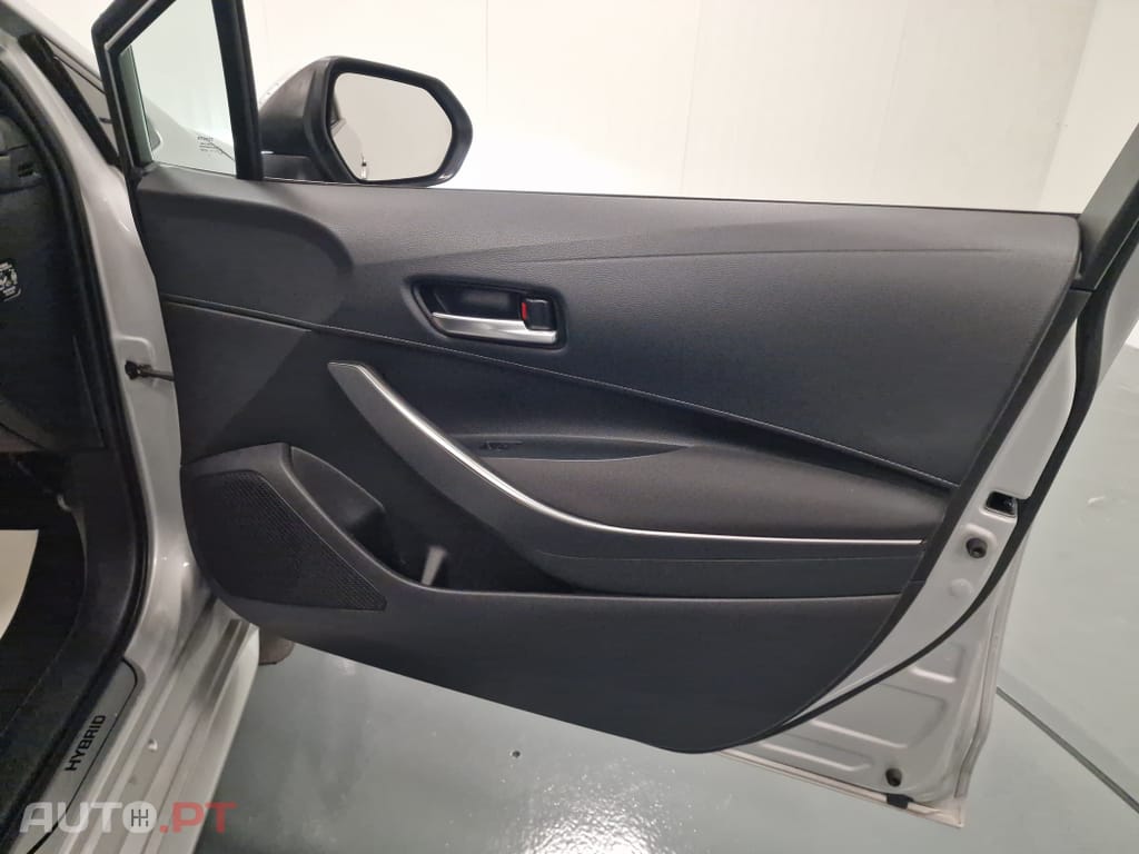 Toyota Corolla Touring Sports 1.8 Hybrid Comfort+P.Sport
