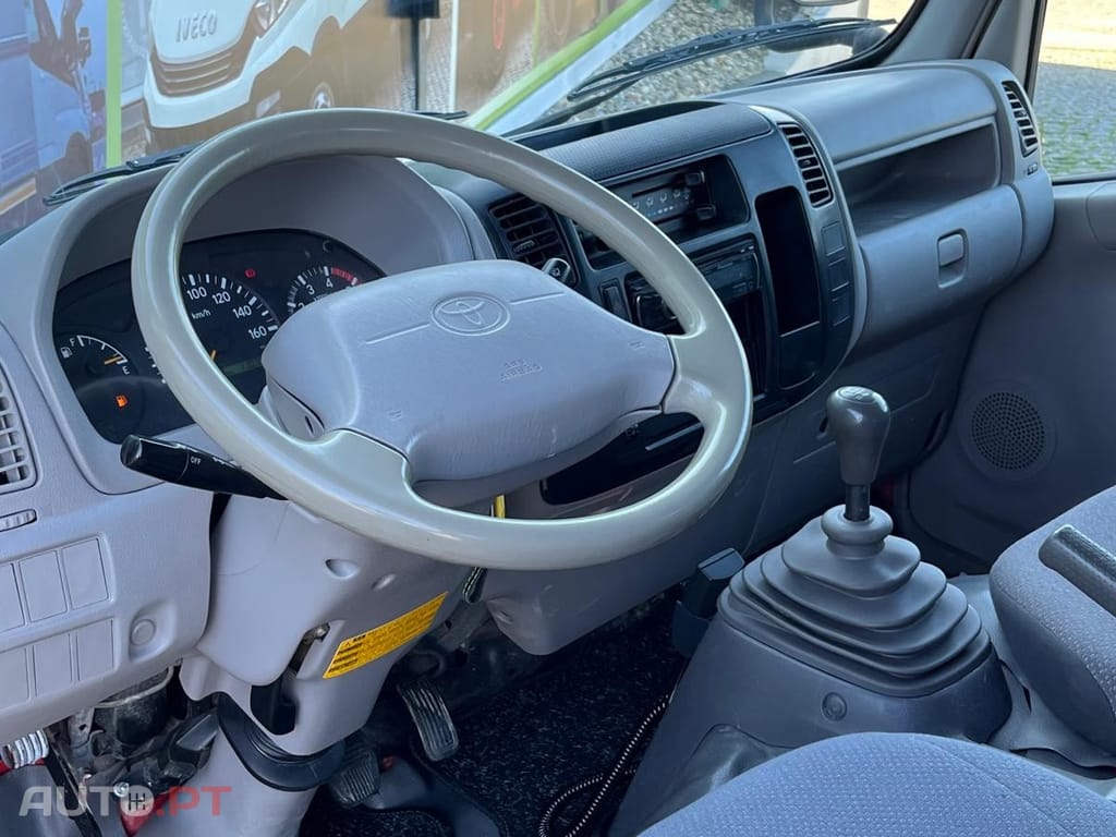 Toyota Dyna 3.0 D-4D S CD 35.25