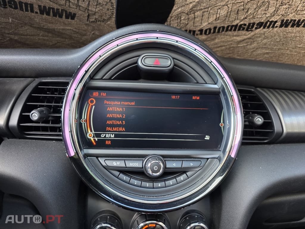 MINI Cooper John Cooper Works Auto Desportiva