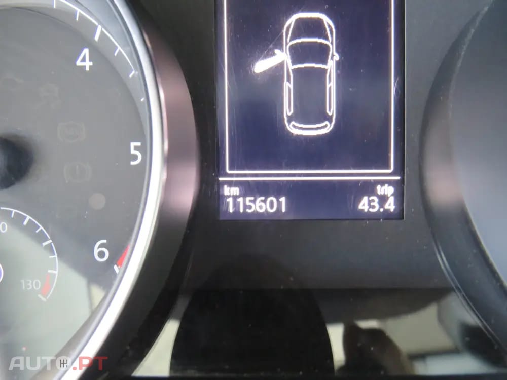Volkswagen Golf 1.6 TDI Confortline
