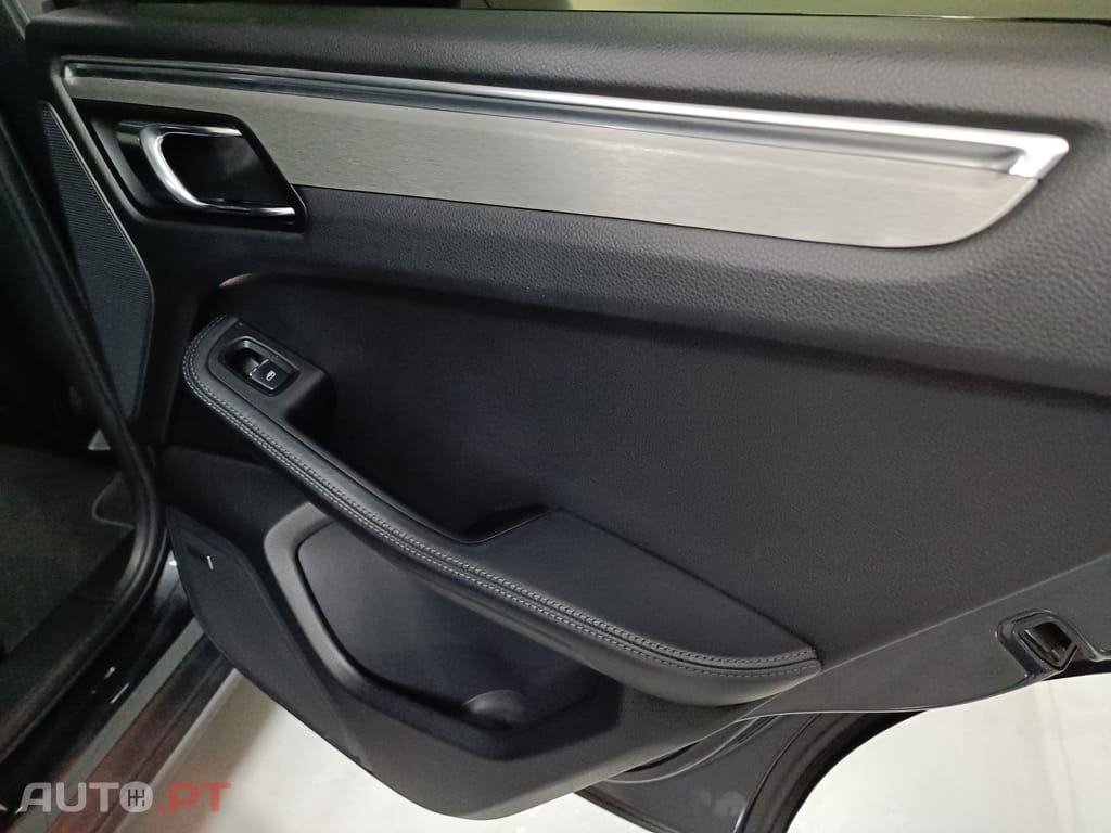 Porsche Macan Macan