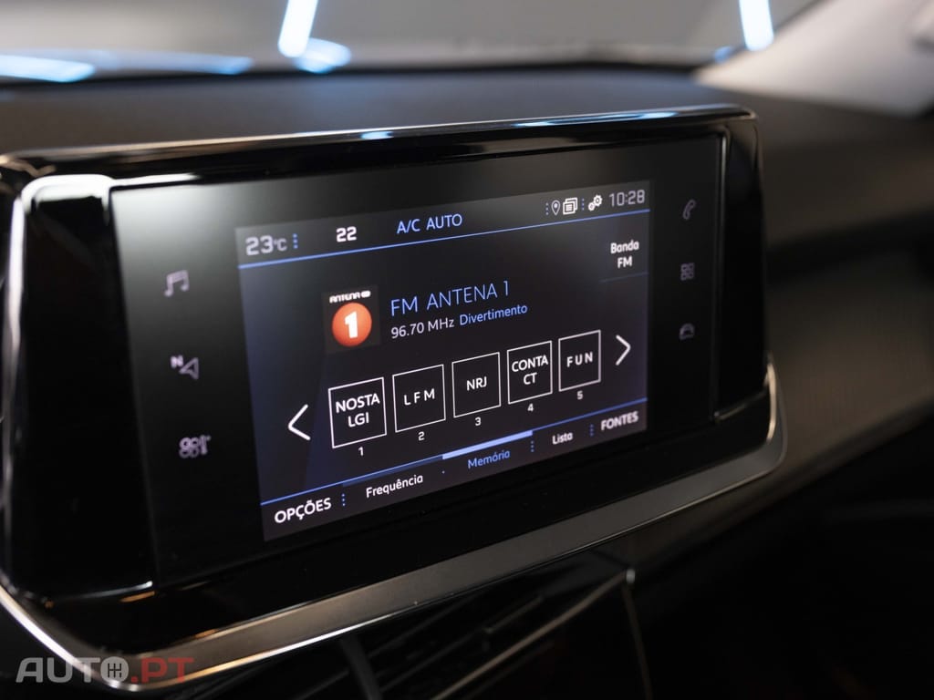 Peugeot 2008 1.5 BlueHDi Active