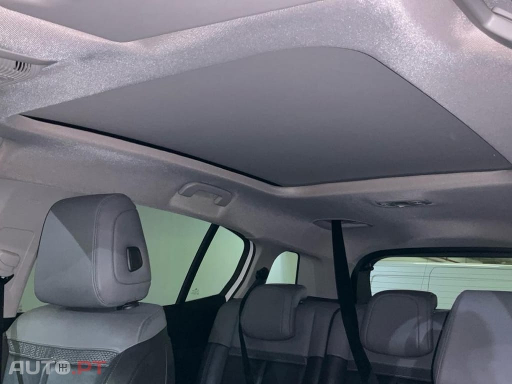 Citroen C5 Aircross 1.6 Hybrid Shine e-EAT8