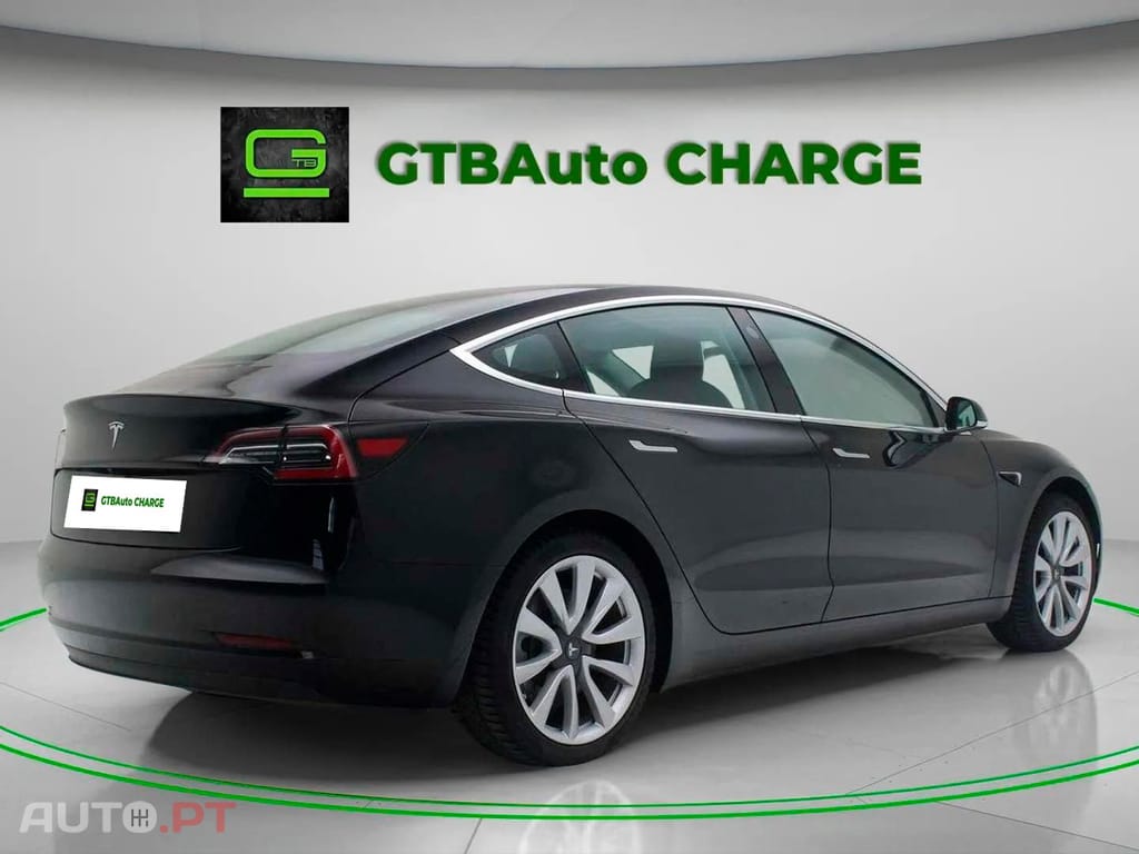 Tesla Model 3 I.V.A DEDUTÍVEL Standard RWD Plus AUTOPILOT