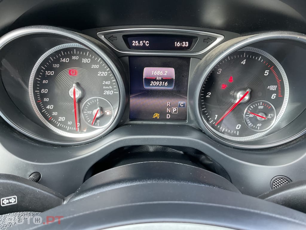 Mercedes-Benz CLA 180 d Shooting Brake Aut.