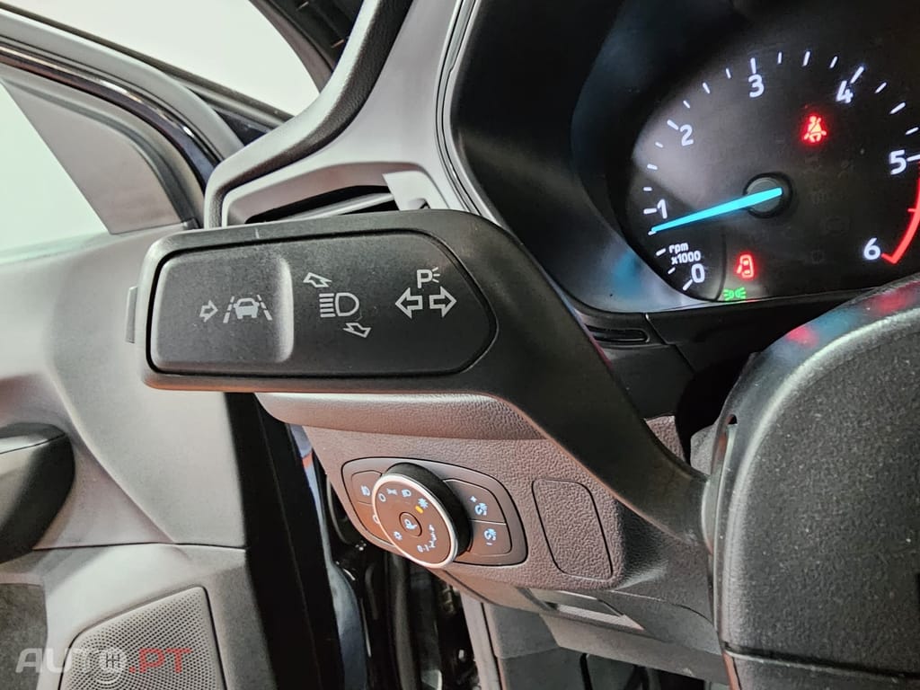 Ford Focus SW 1.5 TDCi EcoBlue ST-Line