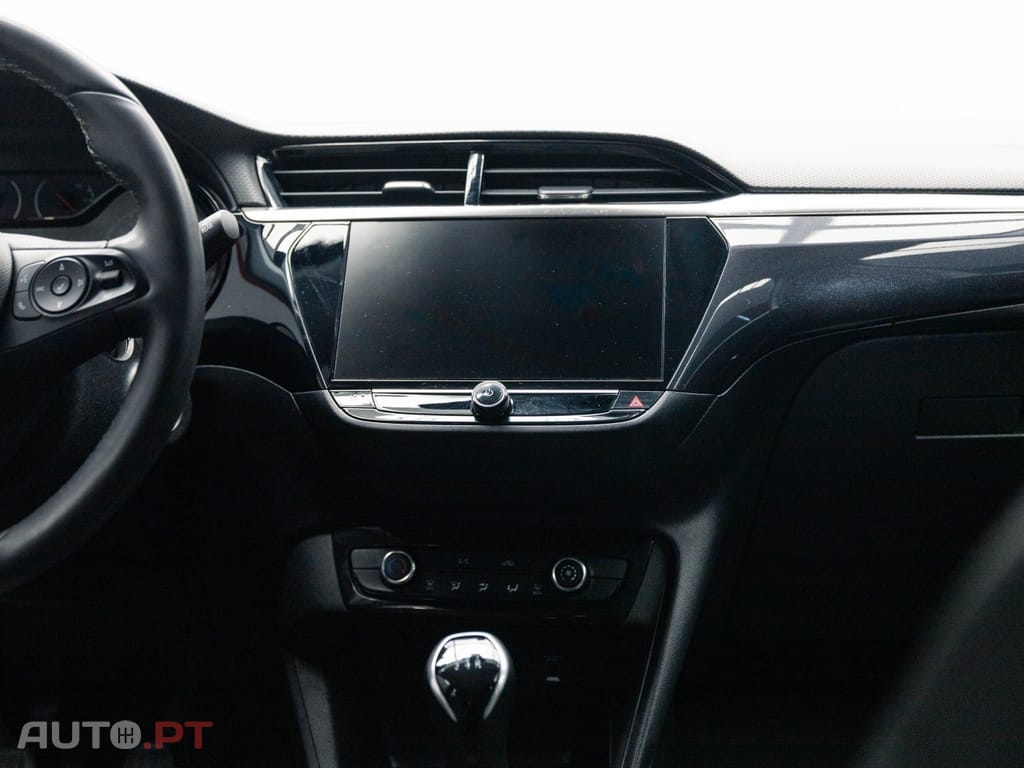 Opel Corsa 1.2 Business Edition — fotografia 16