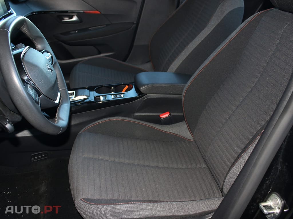 Peugeot E-208 50 kWh Active Pack