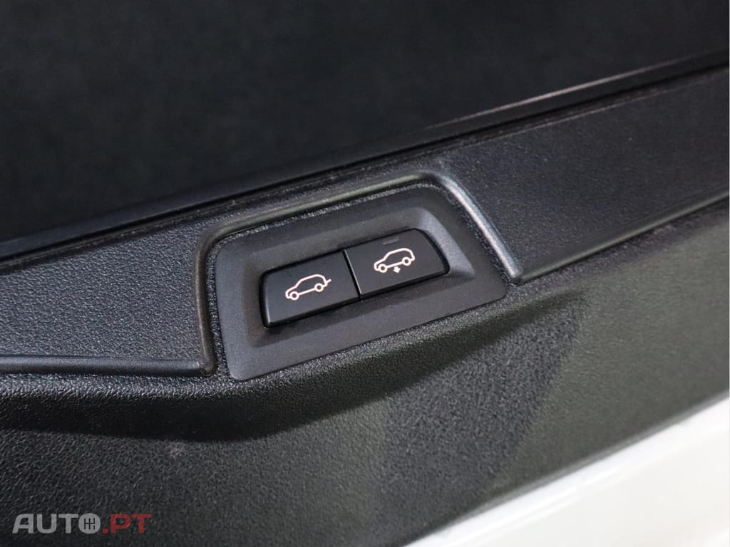 BMW X5 xDrive45e Auto Business