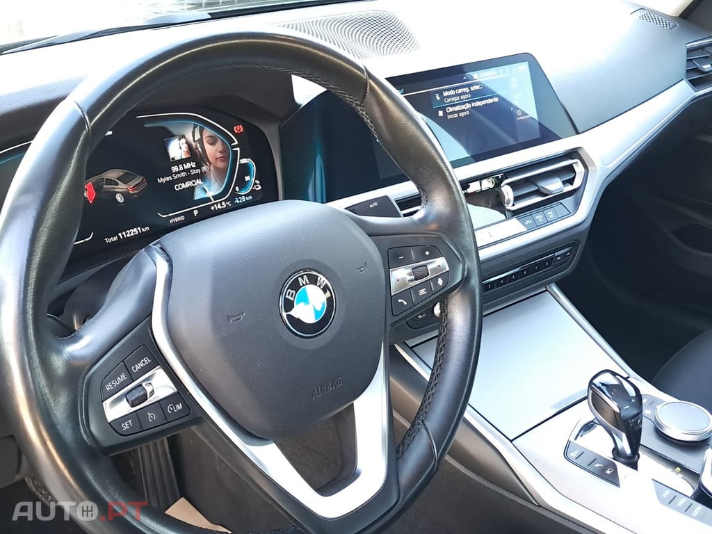 BMW 330 330 e AUTO