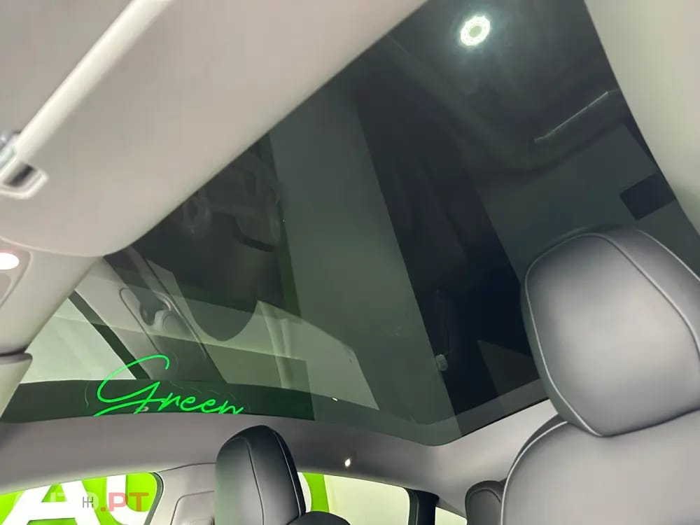 Tesla Model Y Long Range Dual Motor AWD