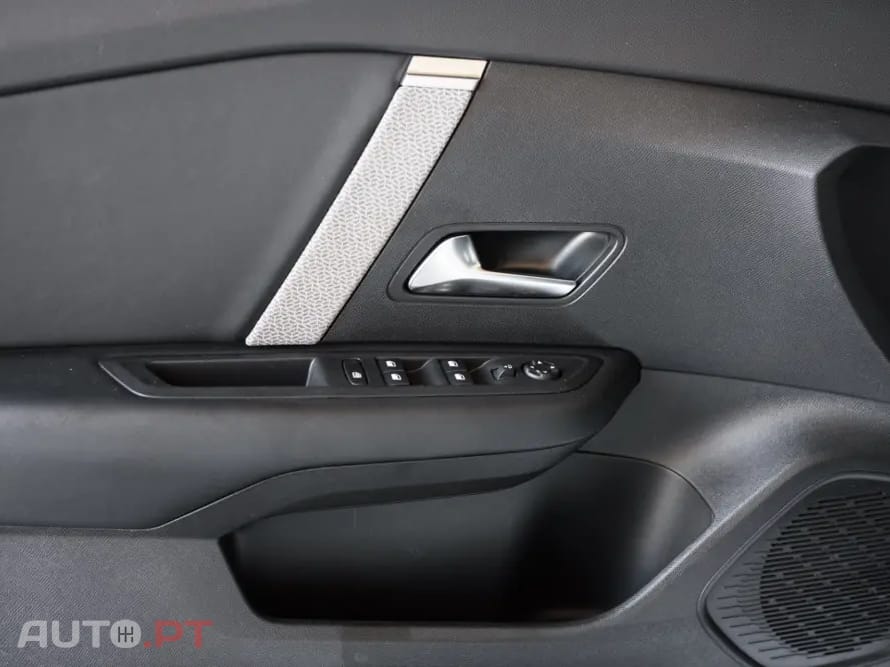 Citroen e-C4 50 kWh Autonomia Conforto Plus