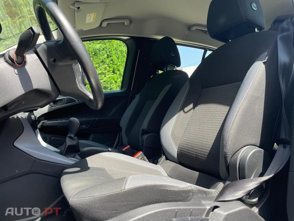 Ford B-Max 1.0 EcoBoost Titanium