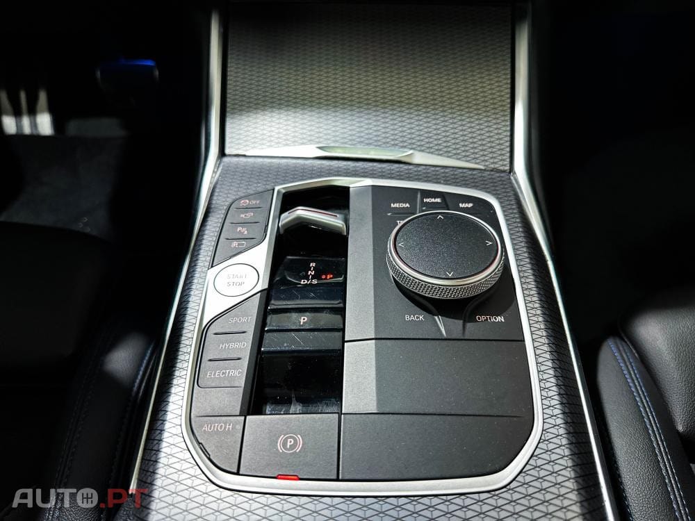 BMW 330 e Pack 50 anos M Auto