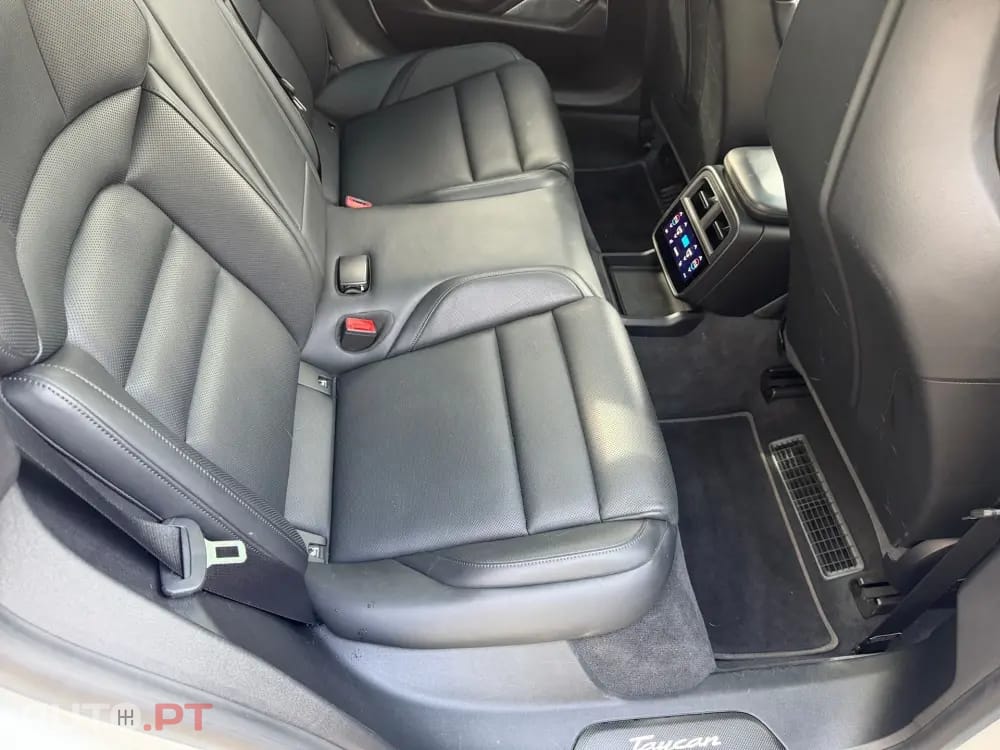 Porsche Taycan Turbo S