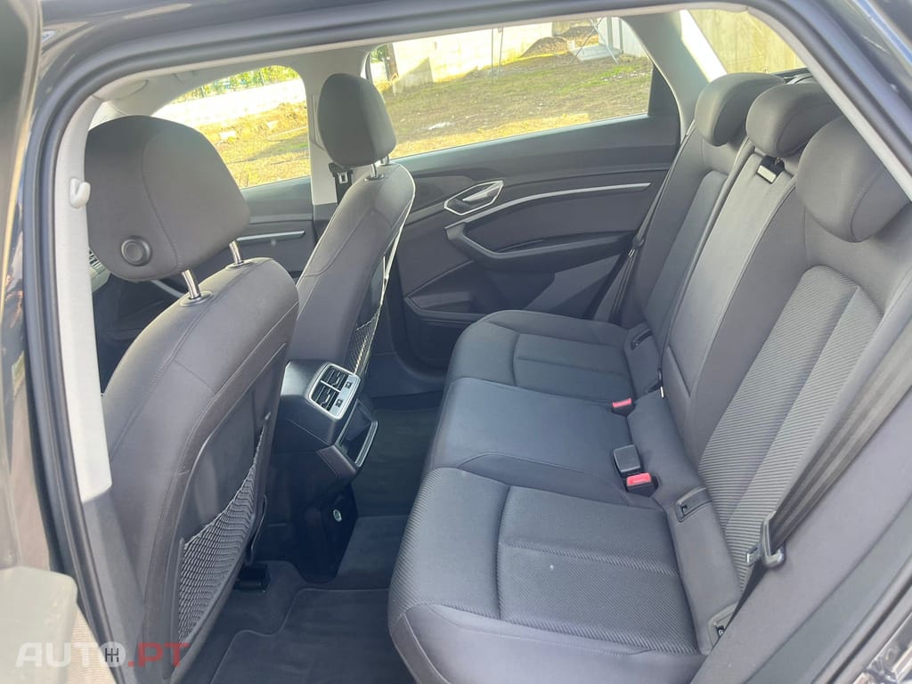 Audi E-Tron 50 quattro