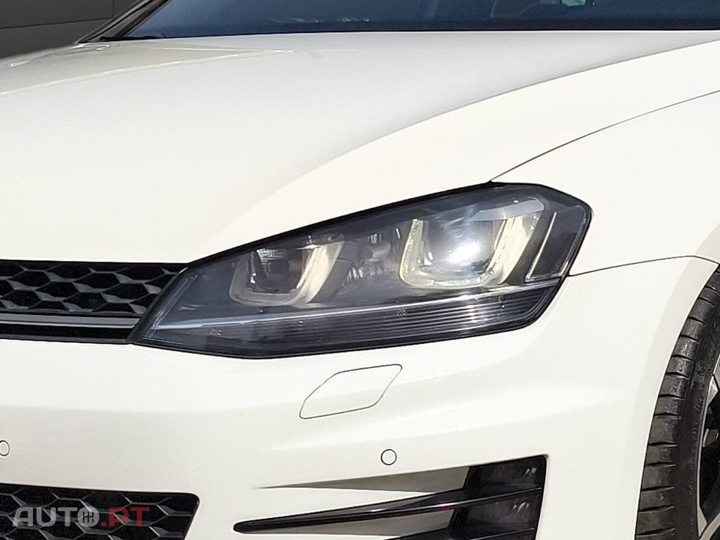Volkswagen Golf 2.0 TDi GTD
