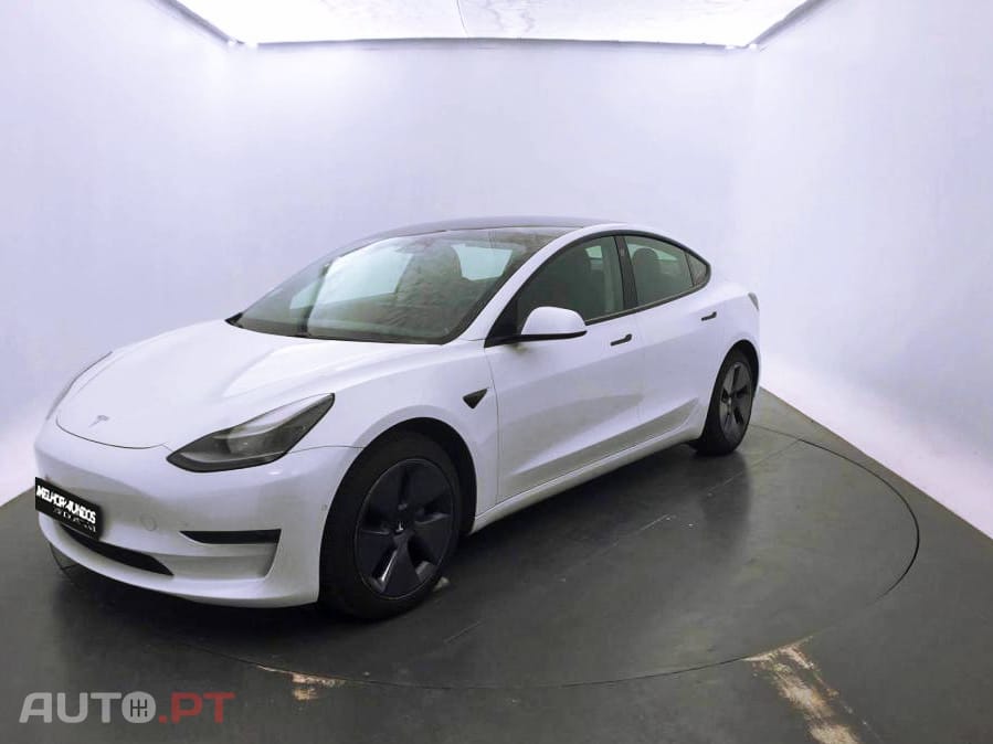 Tesla Model 3 Long-Range Dual Motor AWD