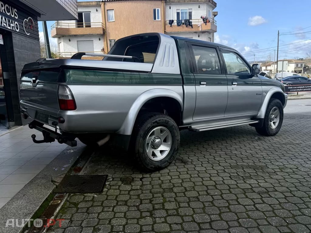 Mitsubishi L200 2.5 TD CD Strakar AC+ABS