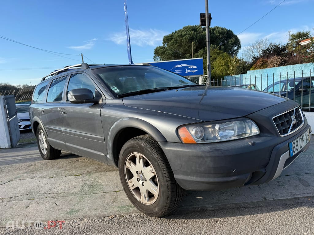 Volvo XC70 2.4 D5 Nivel 2
