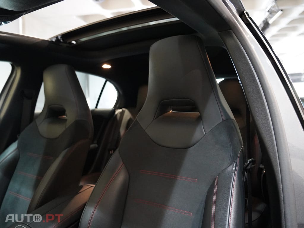 Mercedes-Benz A 250 AMG Line