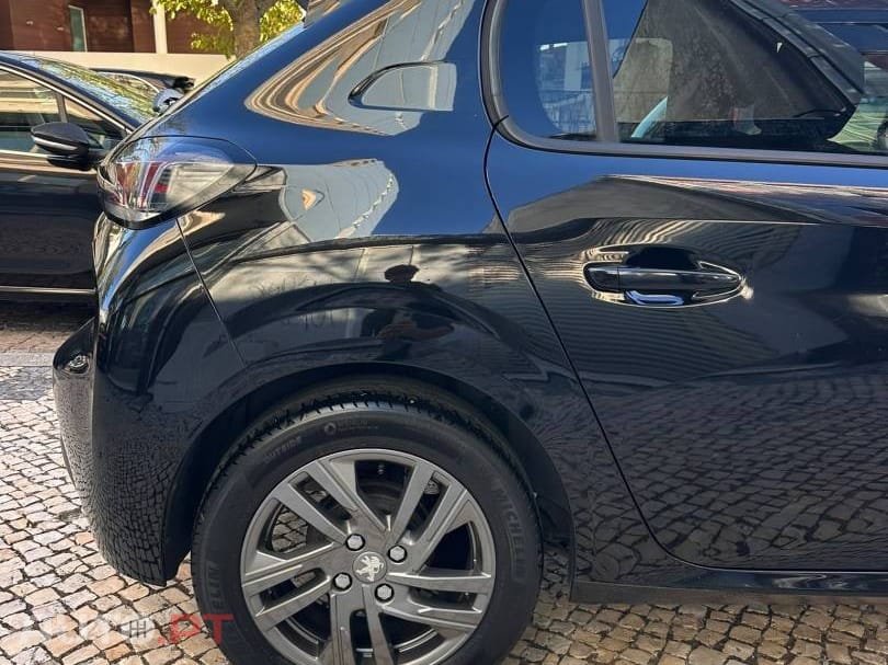 Peugeot 208 1.2 PureTech Active Pack